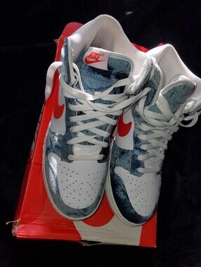Nike Women's Denim-Accent White and Red Low-Top Sneakers